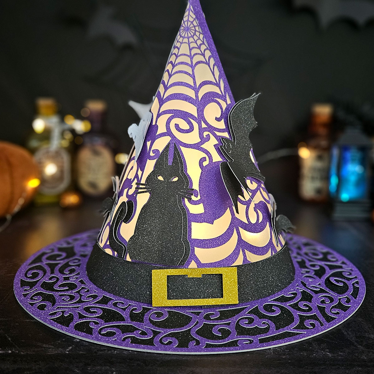 DIY witch hat papercraft