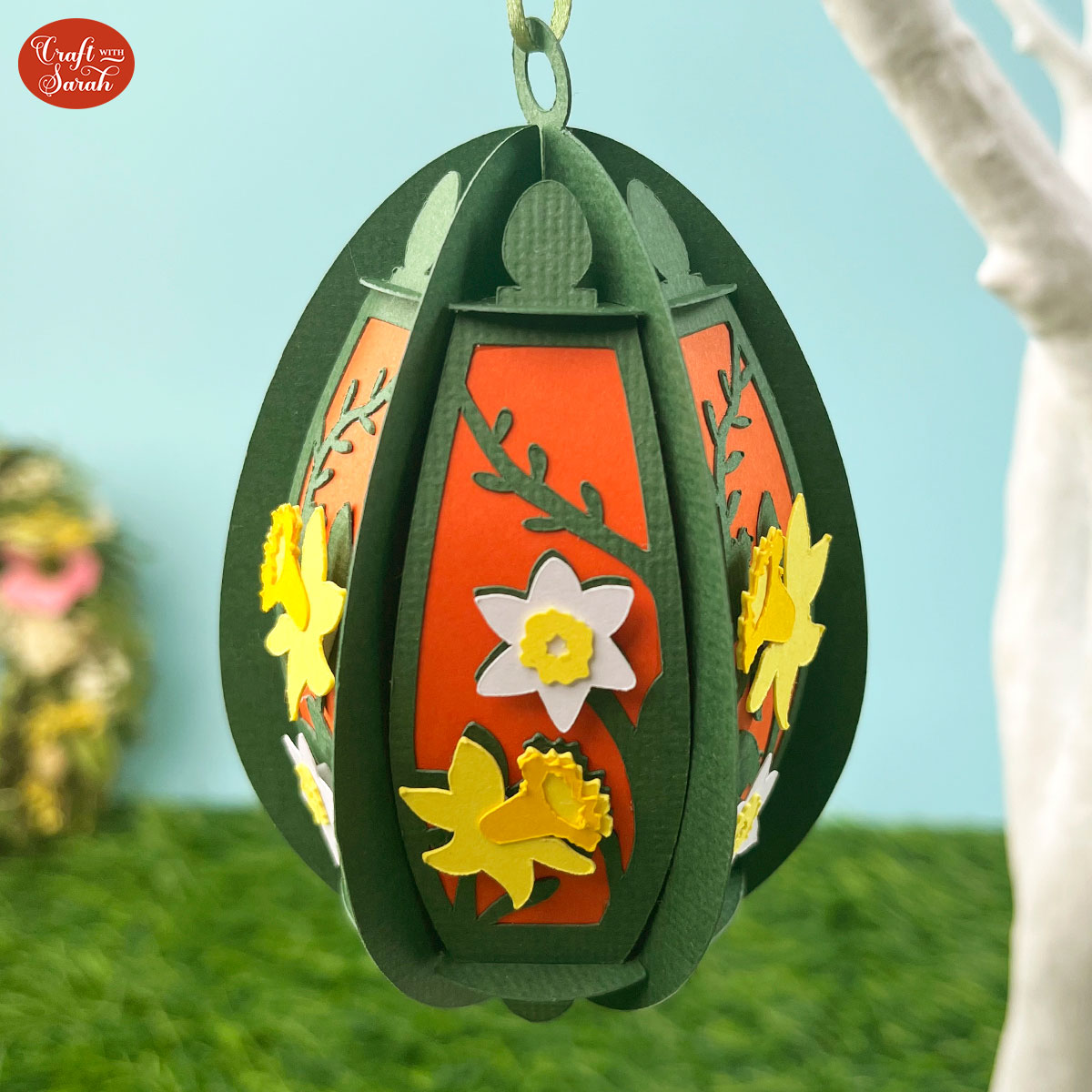 Daffodil egg decoration