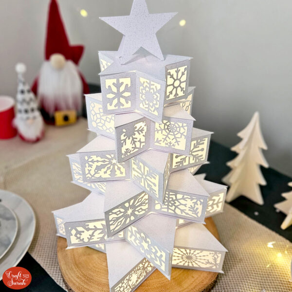 3D Star Tree with Snowflakes - Image 3