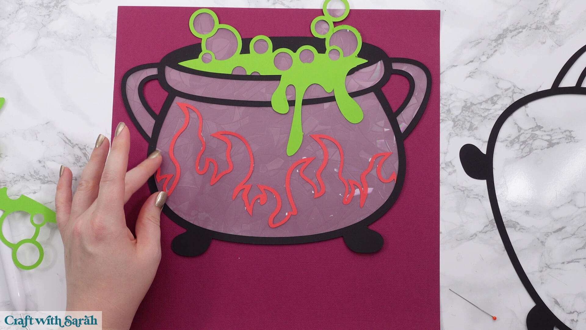 Window cling cauldron 11