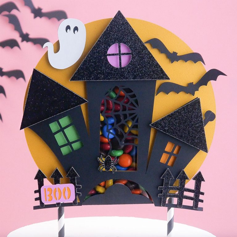 HCC 2023 Day 12 🦇 Haunted House Candy Shaker Cake Topper - Craft with Sarah